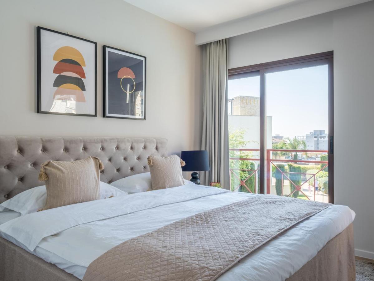 Sanders Aqua Park Resort - Precious 3-Bedroom Holiday Home With Shared Pool Limassol Ngoại thất bức ảnh