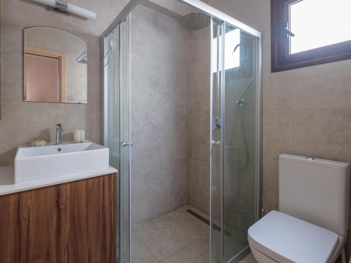 Sanders Aqua Park Resort - Precious 3-Bedroom Holiday Home With Shared Pool Limassol Ngoại thất bức ảnh