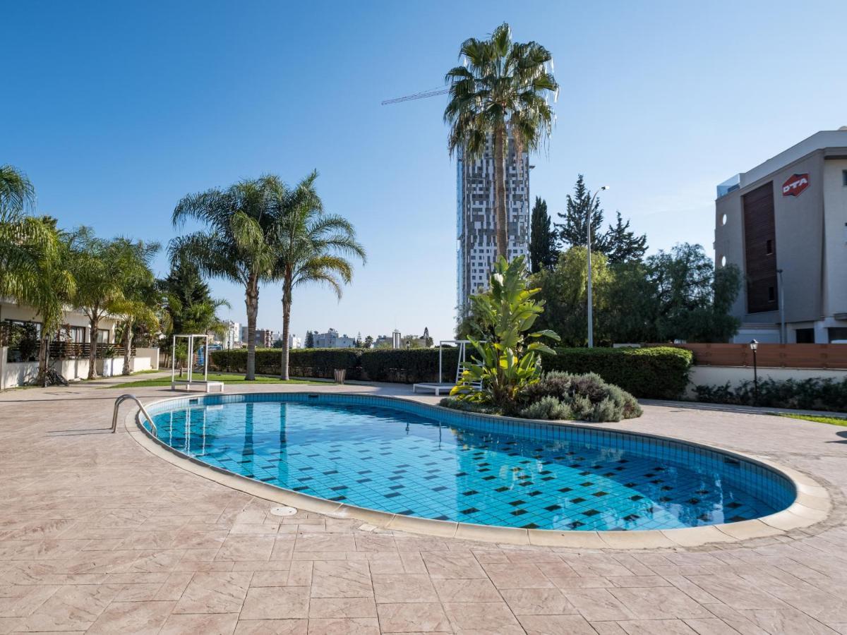 Sanders Aqua Park Resort - Precious 3-Bedroom Holiday Home With Shared Pool Limassol Ngoại thất bức ảnh